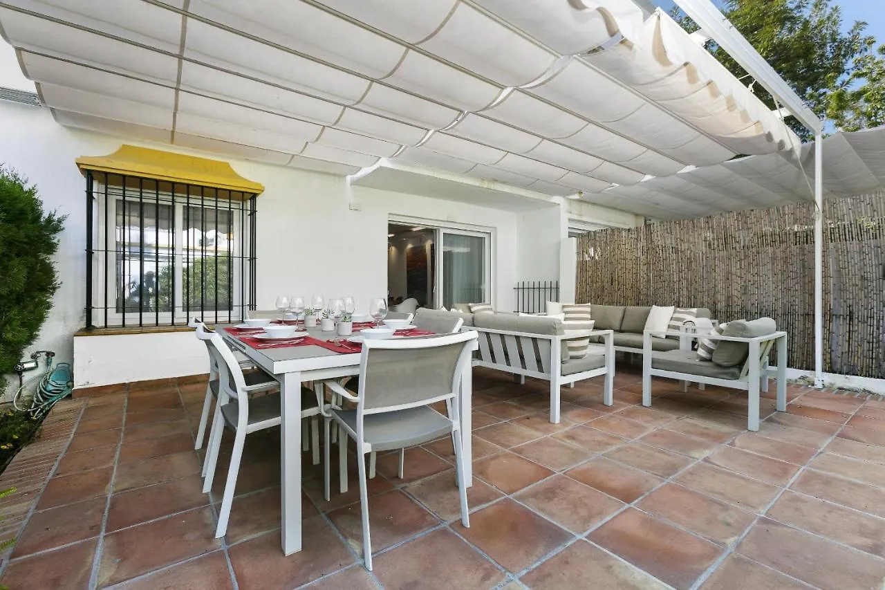 Casa Bella Villa Marbella 0*,